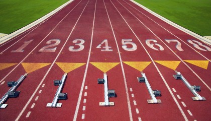 海星体育官网-中超激战，布鲁诺福布斯关键一击，武汉长江2比1双杀广州城