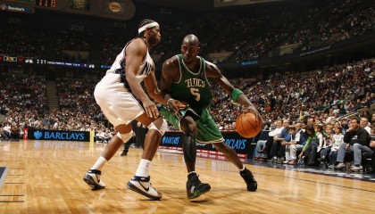 海星体育app下载_双头鹰的战争，喀麦隆足坛最高权斗引爆，非洲杯前惊现两份国家队名单